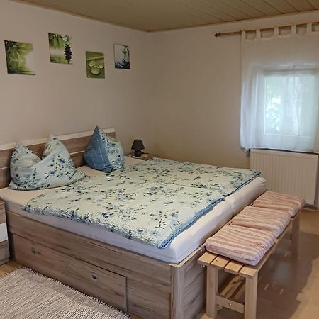 Ferienwohnung Luecking Im Westerwald Flammersfeld Esterno foto